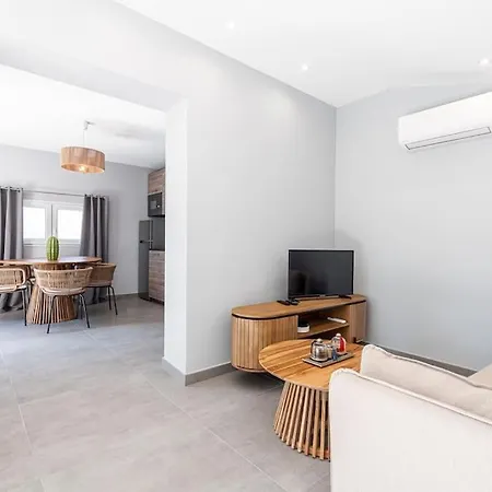 Maisonnette A 400M De La Plage Villeneuve-Loubet Extérieur photo