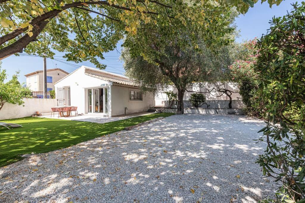 Maisonnette A 400m De La